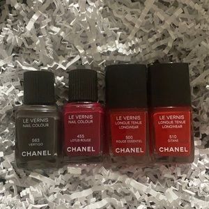 Chanel Nail polish vertigo 563 lotus rouge 455 gitane 510 rouge essentiel 50